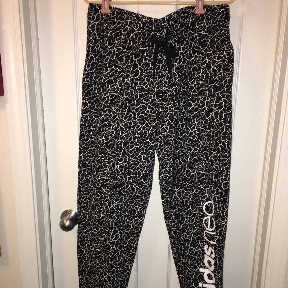 ADIDAS NEO PRE-LOVED AUTHENTIC BLACK/WHITE DEEP POCKETS ELASTIC JOGGER PANTS